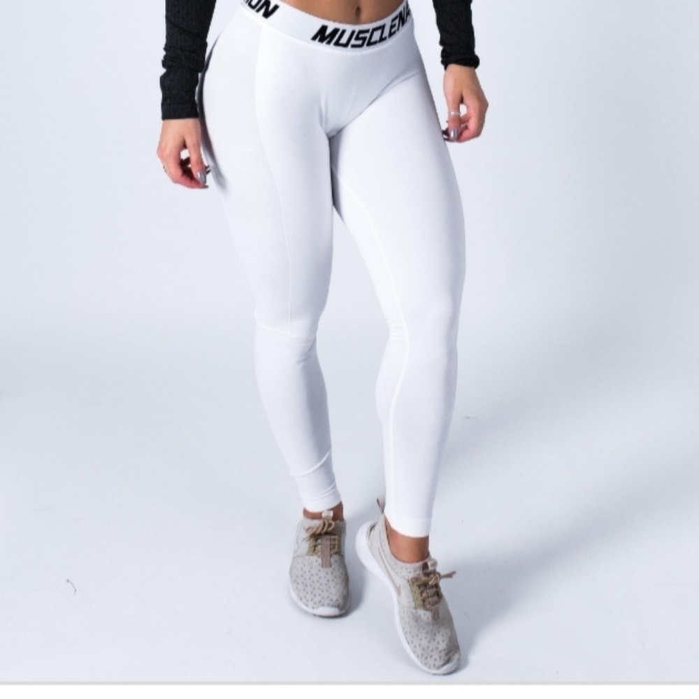 Muscle Nation Leggings size Large!